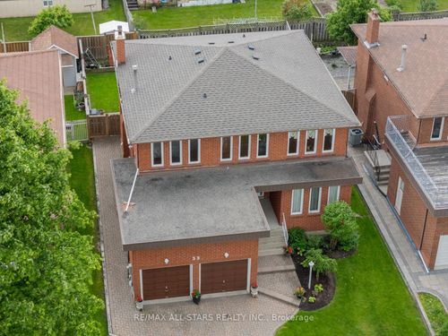 33 Dundee Cres, Unionville, ON, L3R8Y7 | Card Image