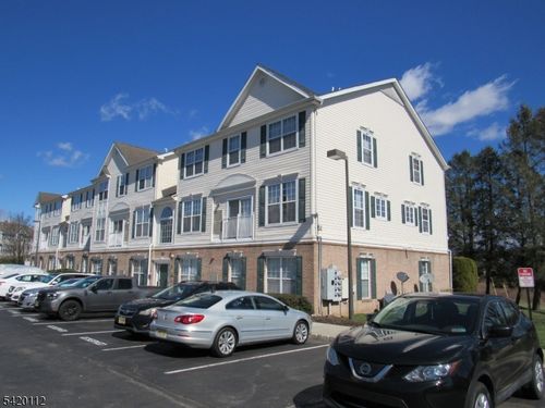 132 Limerick Ln, Phillipsburg, NJ, 08865-5731 | Card Image