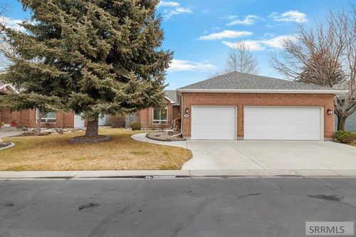 3453 Sun Cir, Idaho Falls, ID, 83404-7259 | Card Image