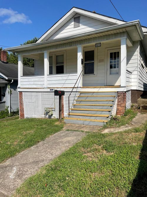 670 Morrill Ave Se, Roanoke, VA, 24013-2452 | Card Image