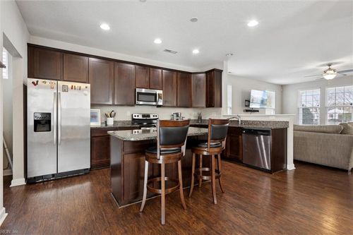 248 Harmony Dr, Portsmouth, VA, 23701-2728 | Card Image