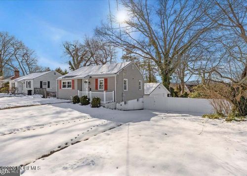43 Iowana Avenue, Ewing, NJ, 08638 | Card Image