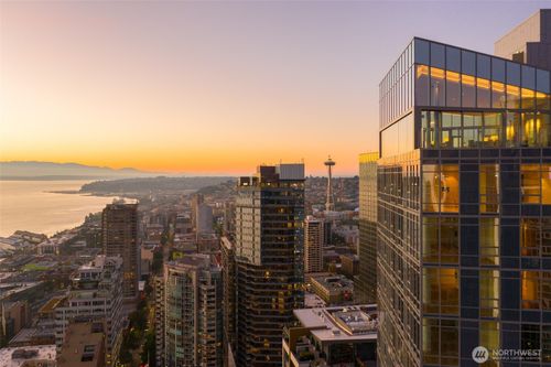 apt-1406-121 Stewart St, Seattle, WA, 98101-2440 | Card Image