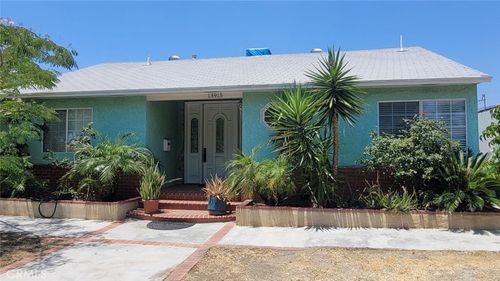 13915 Garber St, Arleta, CA, 91331-5433 | Card Image