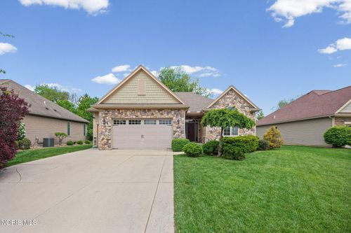 7522 Hickory Valley Dr, Maumee, OH, 43537-9053 | Card Image