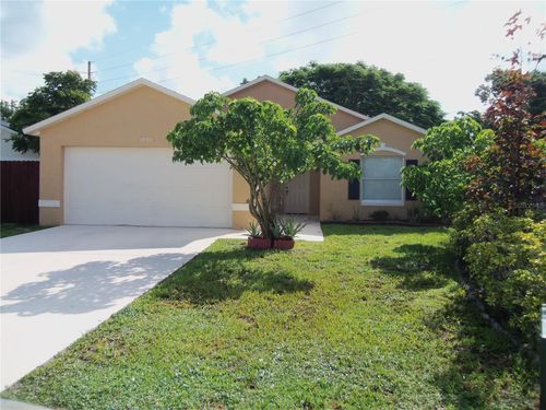 1021 Golfside Ct, Kissimmee, FL, 34741-6756 | Card Image