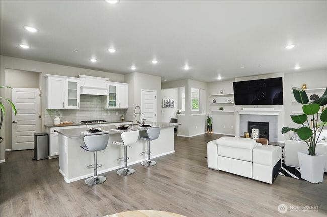 19431 9 Th Ave Se, House other with 5 bedrooms, 4 bathrooms and 2 parking in Bothell WA | Image 12