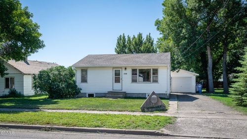 309 Chaffee Row, Beulah, ND, 58523-6823 | Card Image