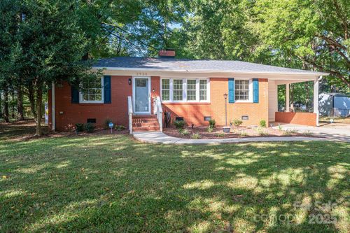 2930 Sheets Cir, Charlotte, NC, 28214-2938 | Card Image