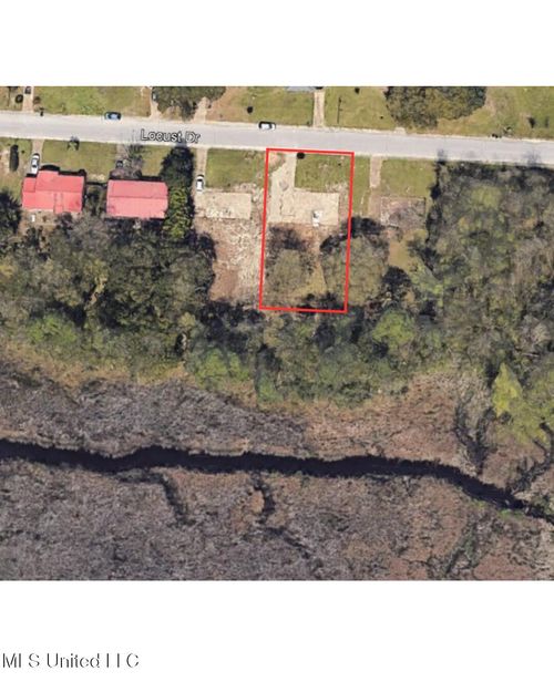 119 Locust Dr, D'Iberville, MS, 39540-4723 | Card Image