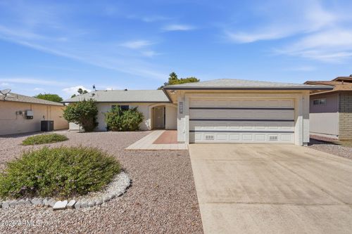 8126 E Dahlia Dr, Mesa, AZ, 85208-4660 | Card Image