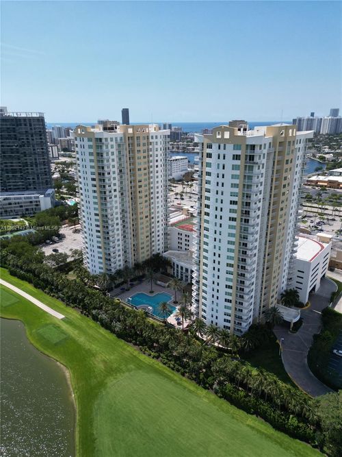 unit-405e-1755 E Hallandale Beach Blvd, Hallandale Beach, FL, 33009-4685 | Card Image