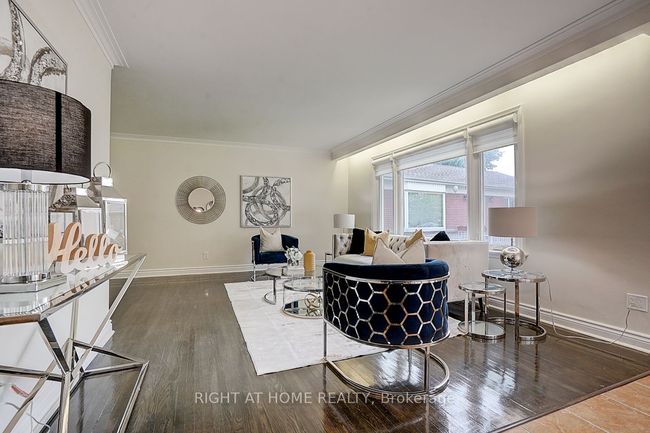 2 Citadel Dr, House other with 3 bedrooms, 2 bathrooms and 2 parking in Scarborough ON | Image 10