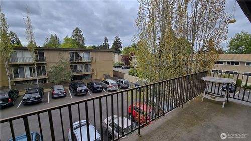 627-11010 Ne 68th St, Kirkland, WA, 98033-7154 | Card Image