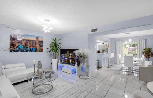 apt-311e-8401 Sw 107th Ave, Miami, FL, 33173-4351 | Card Image