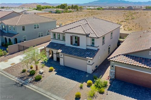 8699 Vermont Vista St, Las Vegas, NV, 89113-5540 | Card Image