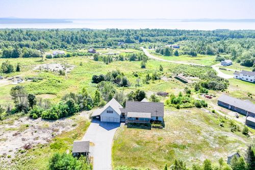 10 Serenity Lane, Searsport, ME, 04974 | Card Image