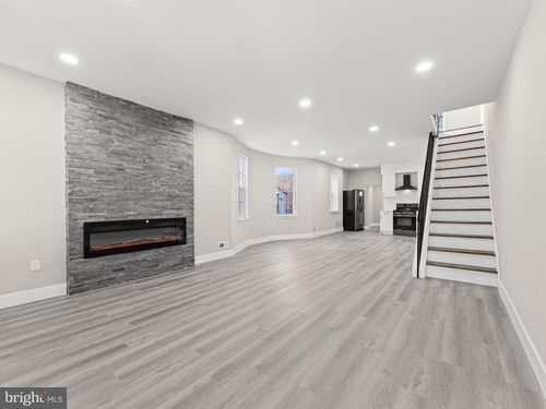 28 S 12th St, DARBY, PA, 19023-1203 | Card Image