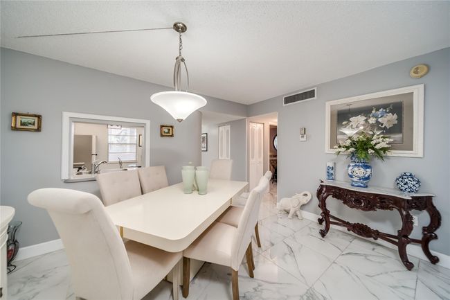 DINING ROOM | Image 13
