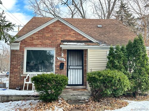 19810 Plainview Ave, Detroit, MI, 48219-5102 | Card Image
