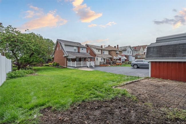 2830 Castlegate Ave, House other with 3 bedrooms, 2 bathrooms and 3 parking in Brookline PA | Image 34