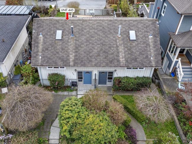 445 E 2 Nd Street, Home with 2 bedrooms, 1 bathrooms and 2 parking in North Vancouver BC | Image 33