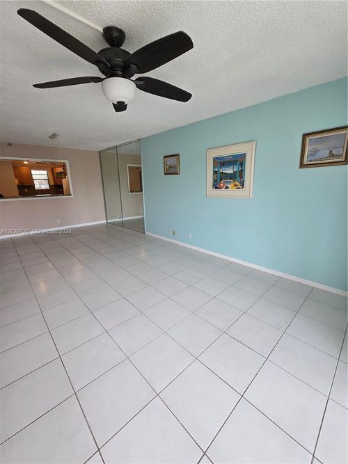 309-1-2400 Deer Creek Country Club Blvd, Deerfield Beach, FL, 33442-1294 | Card Image