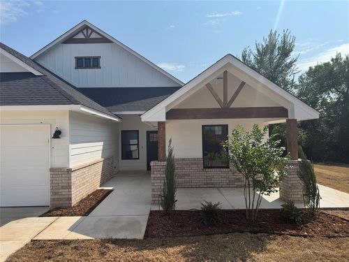 2726 Nw 26th Ter, Newcastle, OK, 73065-4295 | Card Image