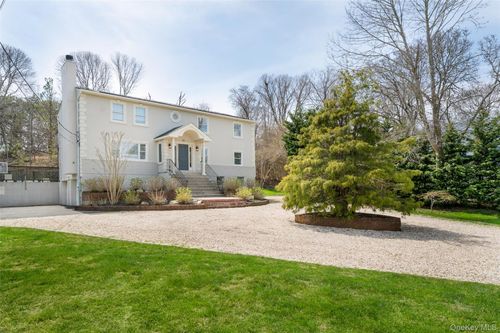 36 Charla Dr, Southampton, NY, 11968-3602 | Card Image