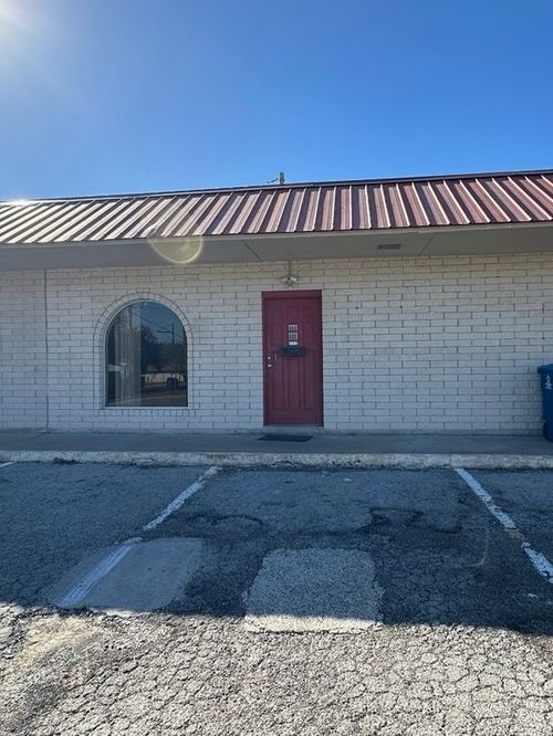 ste-b-1505 N Saint Marys St, Beeville, TX, 78102-2752 | Card Image