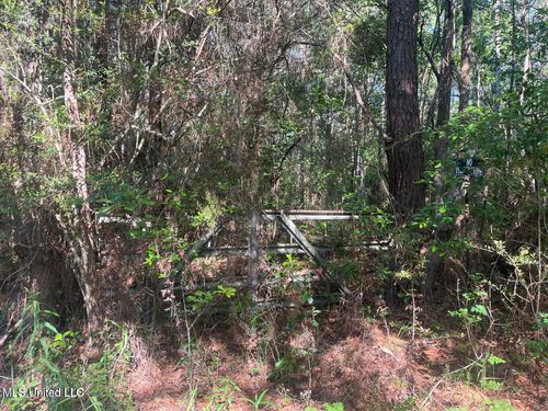 0 Martin Young Rd, Moss Point, MS, 39562 | Card Image