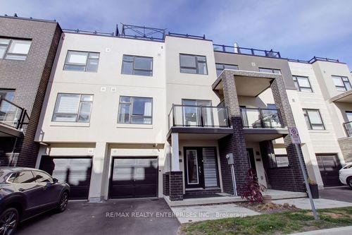 23-1121 Cooke Blvd, Burlington, ON, L7T0C4 | Card Image