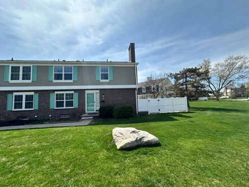 41729 Broquet Dr, Northville, MI, 48167-2401 | Card Image