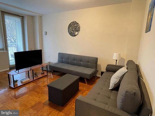 306-2800 Wisconsin Ave Nw, WASHINGTON, DC, 20007-4704 | Card Image