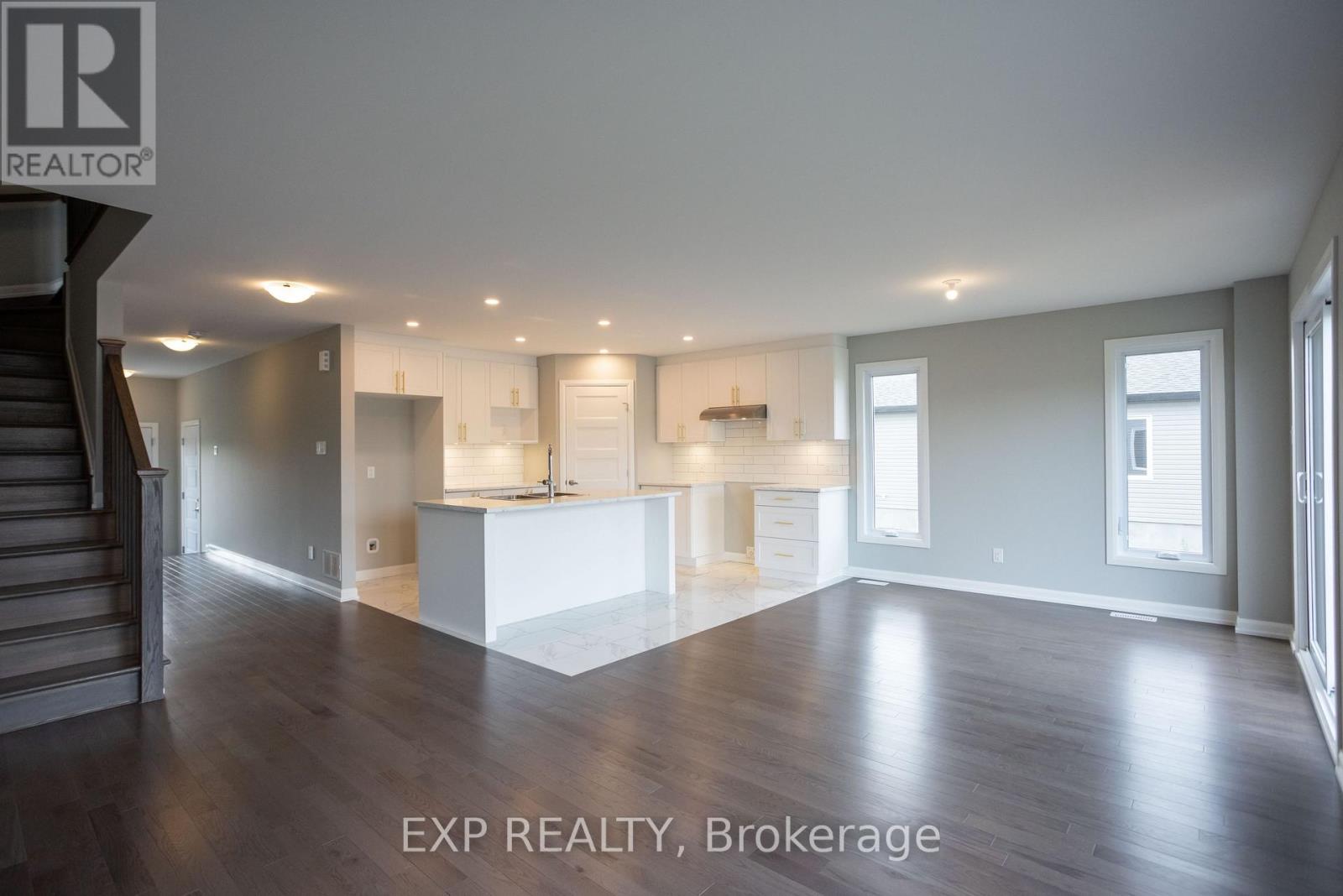 Residential in Alfred and Plantagenet 4