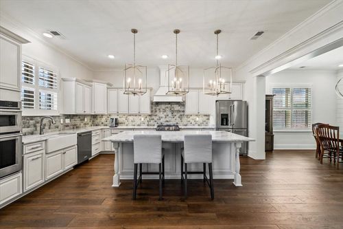 405 Catawba Valley Dr, Collierville, TN, 38017-1071 | Card Image