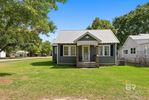 301 W Orange Ave, Foley, AL, 36535-1907 | Card Image