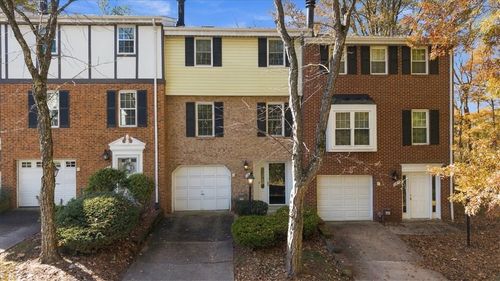 152 Aberdeen Dr, Pittsburgh, PA, 15237-4768 | Card Image