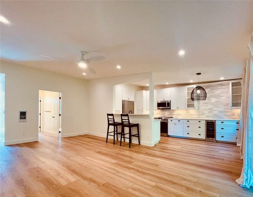 303-3972 Jackdaw St, San Diego, CA, 92103-3820 | Card Image