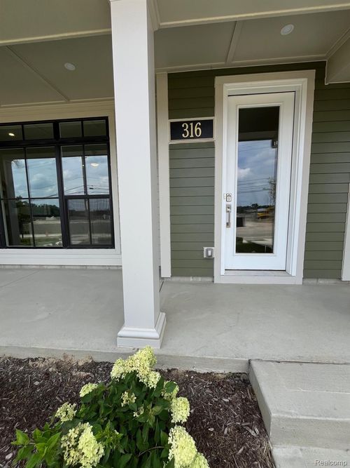 316 S Center St, Northville, MI, 48167-1535 | Card Image