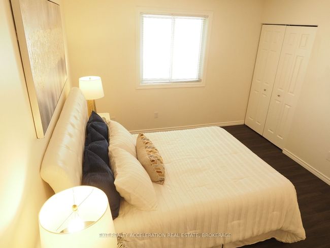 1302 Brackenwood Cres, House attached with 4 bedrooms, 2 bathrooms and 1 parking in Kingston ON | Image 21
