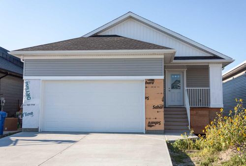 161 Rivergrove Chase W, Lethbridge, AB, T1K8H7 | Card Image