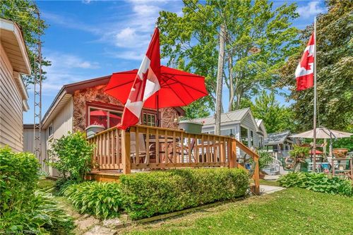 17 Bucks Pk, Port Dover, ON, N0A | Card Image