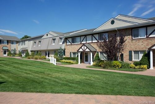 22-22 Moonlight Walk, Holbrook, NY, 11741-4923 | Card Image