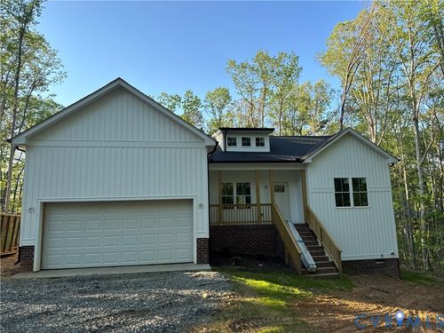 716 Pine Harbour Dr, MINERAL, VA, 23117-4675 | Card Image