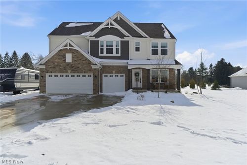 6670 Merlin Dr, Medina, OH, 44256-7213 | Card Image