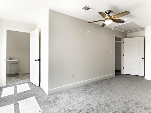 1014 Humphrey Ave, Palacios, TX, 77465-4216 | Card Image