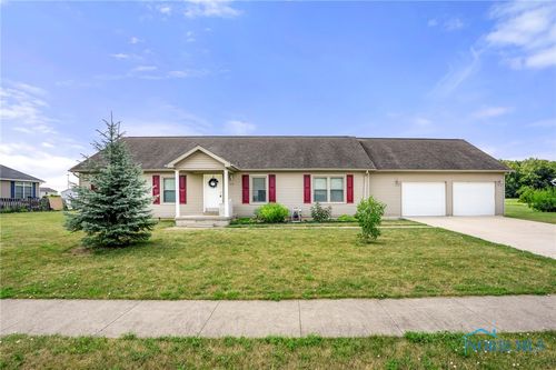 513 Clint Dr, Ada, OH, 45810-1715 | Card Image