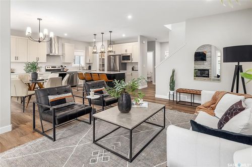 6 Vancouver Crescent, Pilot Butte, SK, S0G3Z0 | Card Image