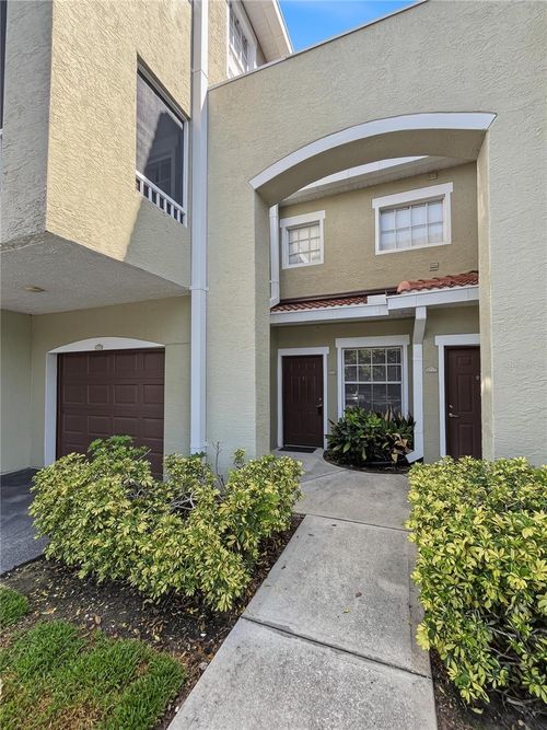 10-112-5601 Bentgrass Dr, SARASOTA, FL, 34235-7603 | Card Image